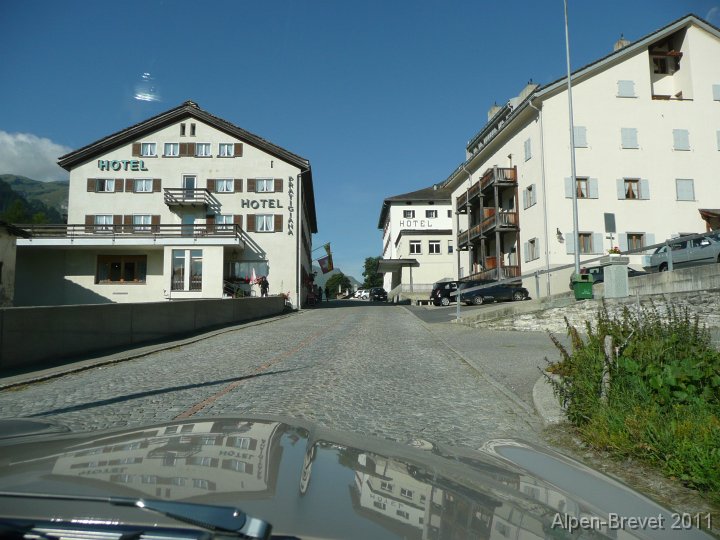 P1140526 wir treffen wieder in Spluegen ein, 12 Stunden spaeter