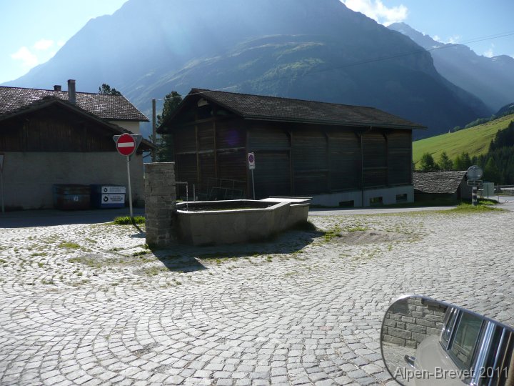 P1140532 der gleiche Brunnen wie gestern, diesmal von der anderen Seite