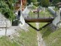 P1140595 die Schiebebruecke, um genuegend Platz fuer Sturzbaeche zu schaffen, eine Lehre vom letzten verherenden Hochwasser