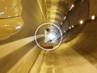 DSC09204 A  Soundprobe im Tunnel