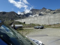DSC09263  Wir erreichen den Lago di Serru um 11 Uhr, 40 Minuten vor dem angekündigten Zeitfenster für die Fahrt zum Colle del Nivolet