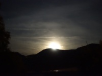 DSC09927  Der Vollmond begrüsst uns nach dem Nachtessen