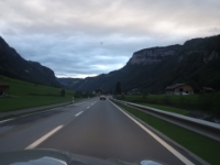 DSC05812  im Einnachten fahren wir durch das Muotatal Richtung Schwyz