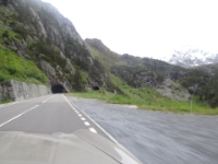 DSC05895  nach einer kurzen Pause in Innertkirchen ziehen wir den Sustenpass auf der Westseite hoch