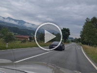 Wir werden vom Renault Alpine überholt